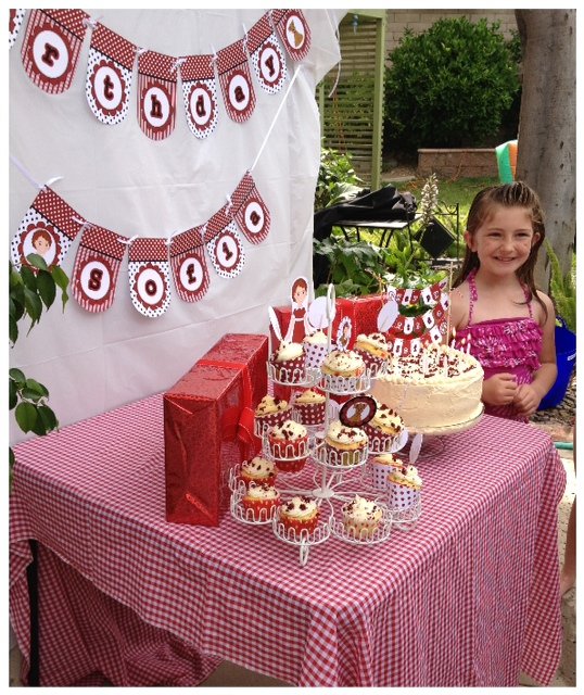 annie themed party